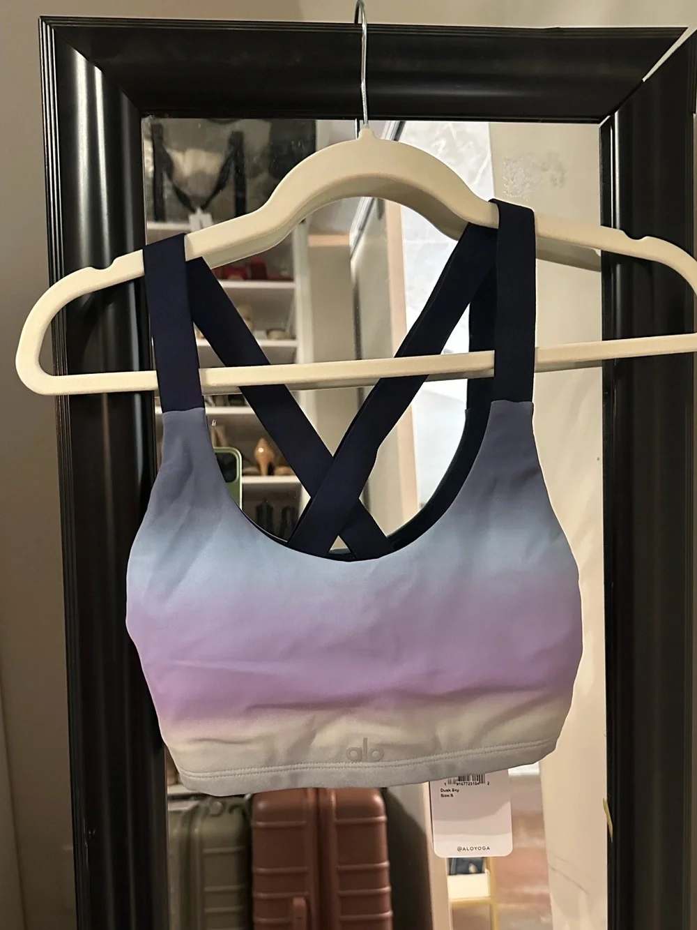 NWT Alo Sunset Yoga Vapor Gradient Dusk Take Charge Bra in Dusk Sky - S
